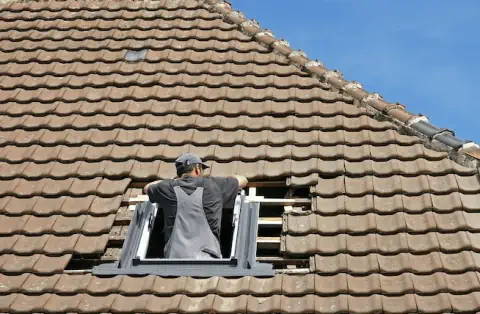 Pose de velux à Teille